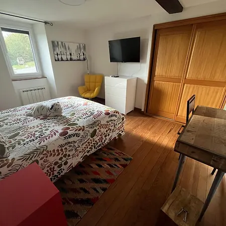 D'hotes Domaine Cherps Et Piscine Bed & Breakfast 3*